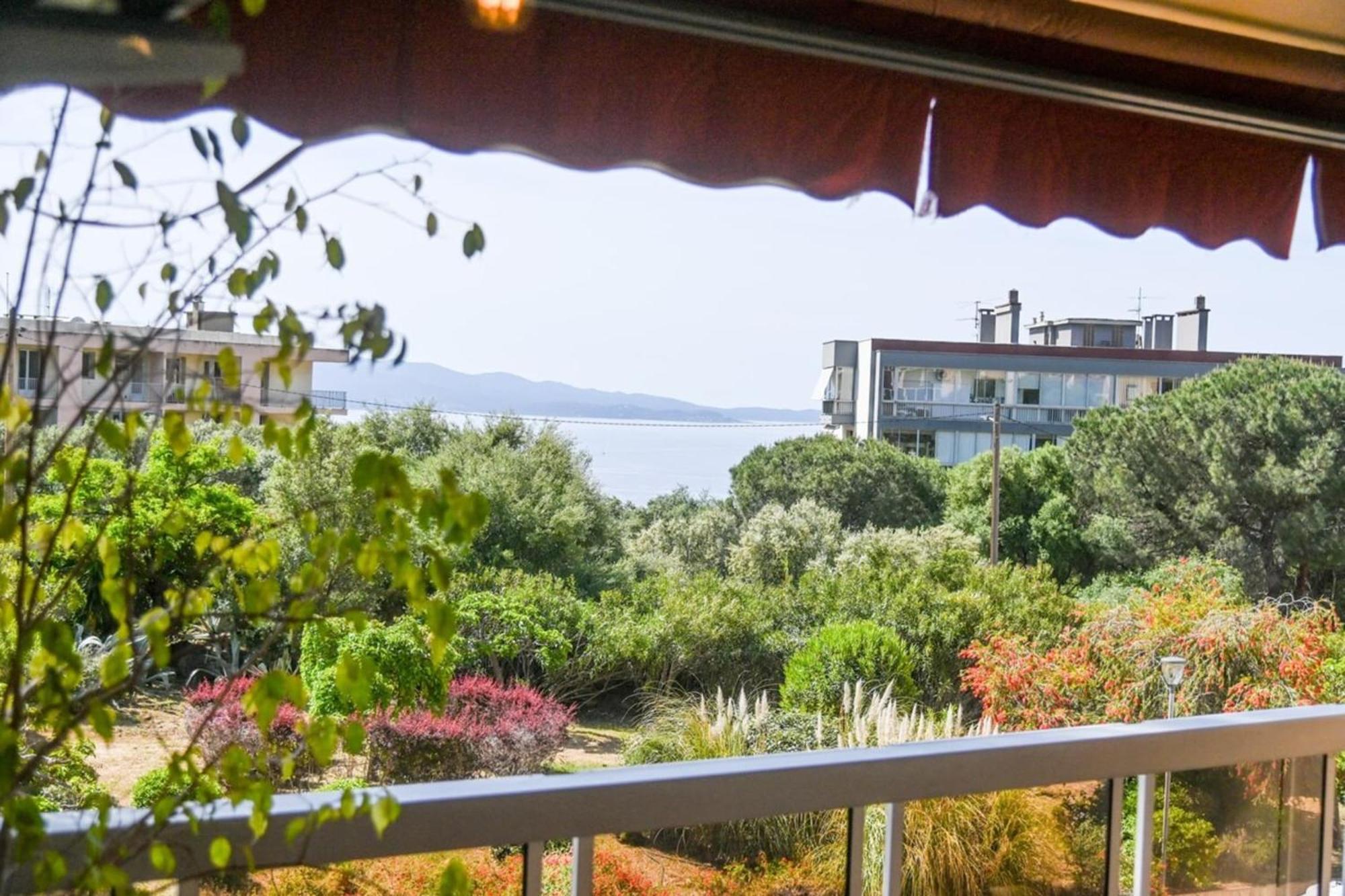 Apartment Carla - Vue Mer, Clim, Wifi, Parking - By Tgb *